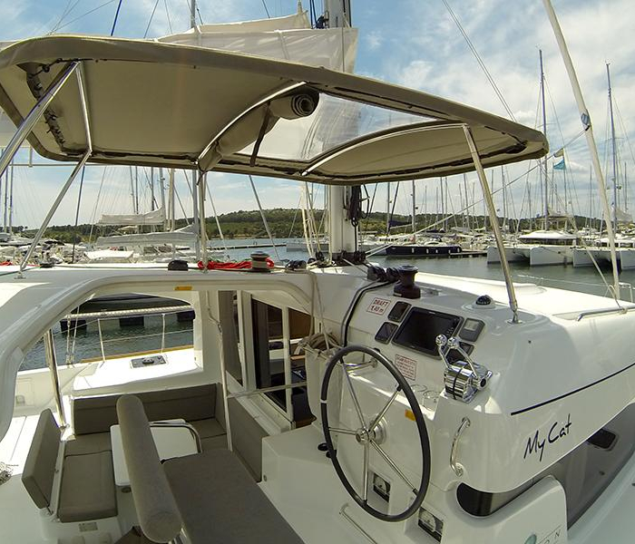 Bob Cat | Lagoon 39 2016 photo 4