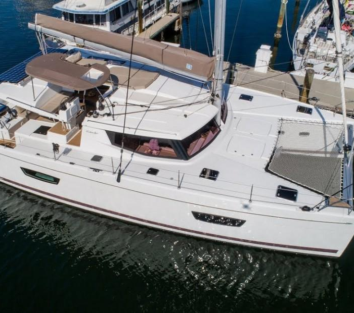 Knyps | Helia 44 Evolution photo 10