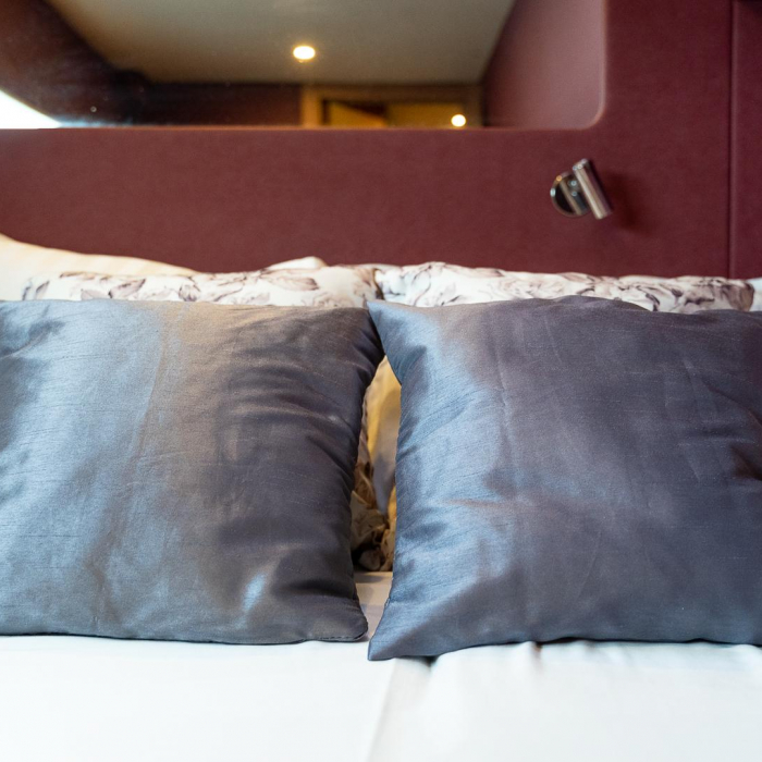 Blue | Luna 49 photo 48