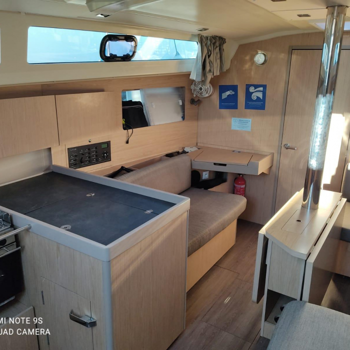 Nina | Oceanis 41.1 photo 6