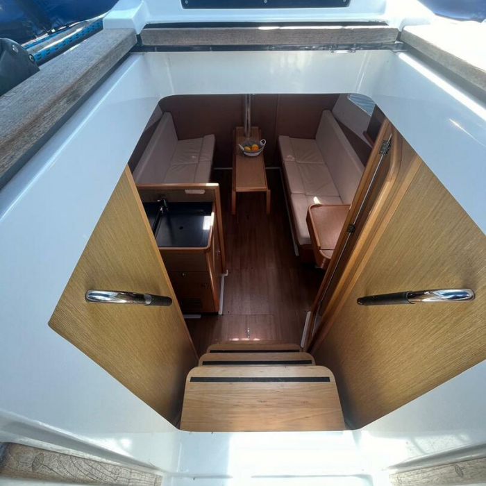 Lazzarone | Sun Odyssey 319 photo 2