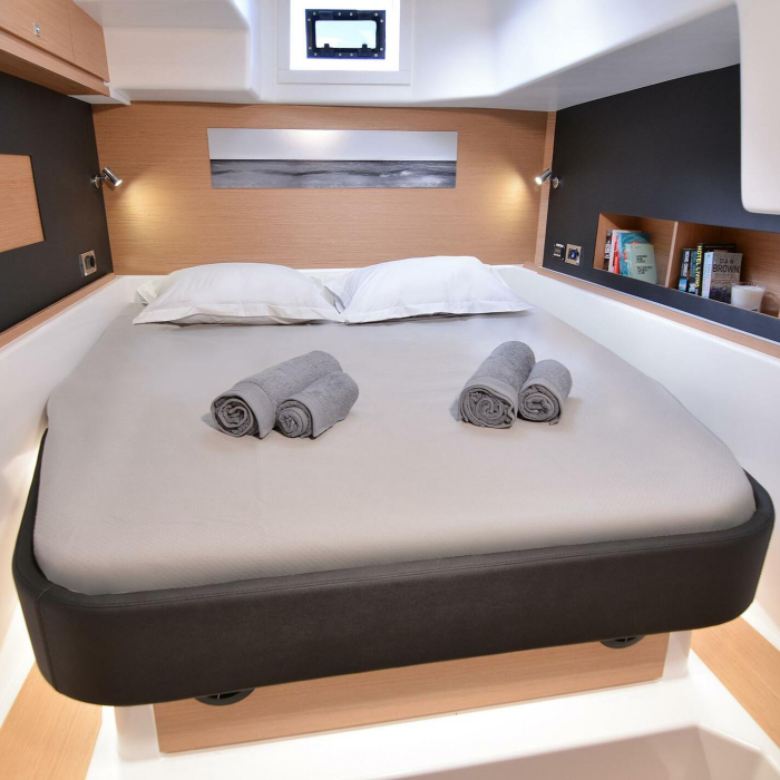 Sea Breeze | Dufour Catamaran 48 photo 7