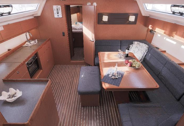 Wanderlust | Bavaria Cruiser 46 photo 4
