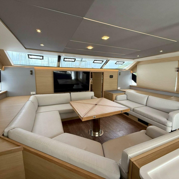 Southern Cross | Aquila 545 photo 2