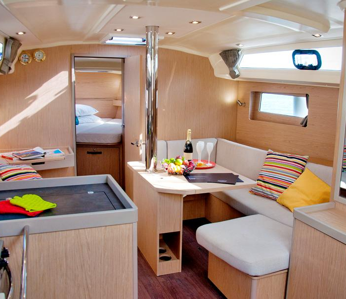 Cicala Sapiente | Oceanis 41.1 photo 4