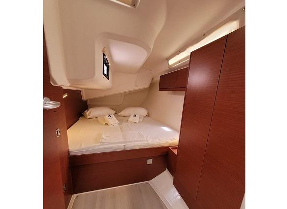 heNA | Hanse 418 photo 12