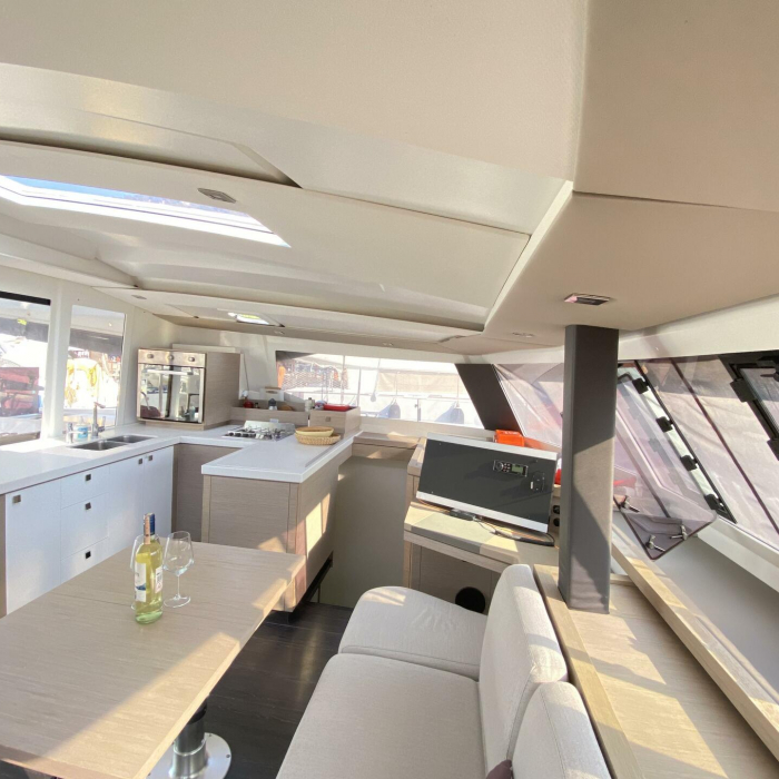 Osaya | Astrea 42 photo 3