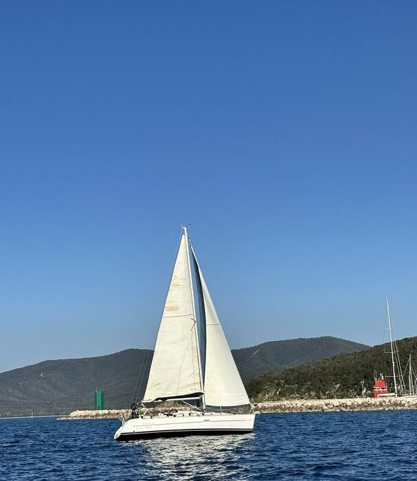 Cassiopea | Oceanis 323 Clipper photo 36