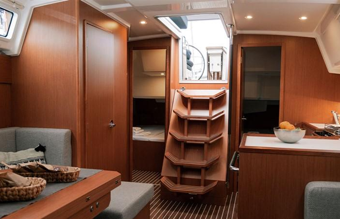 Nomad | Bavaria C42 photo 36