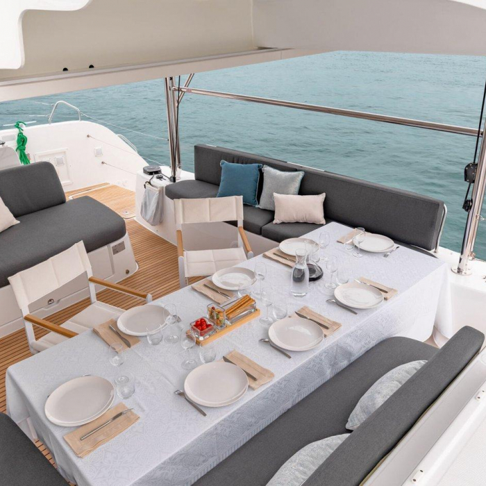 Mondango | Lagoon 46 photo 10