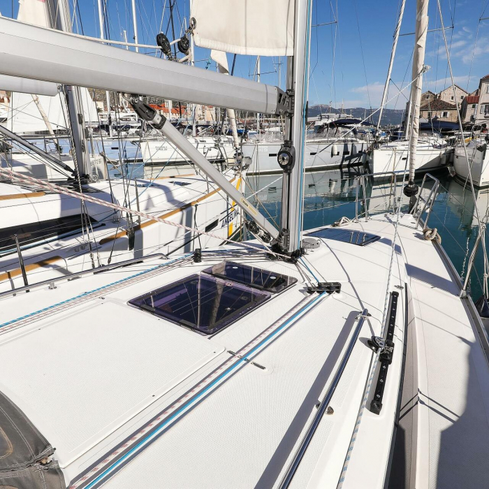 Lady One | Bavaria Cruiser 34 photo 33