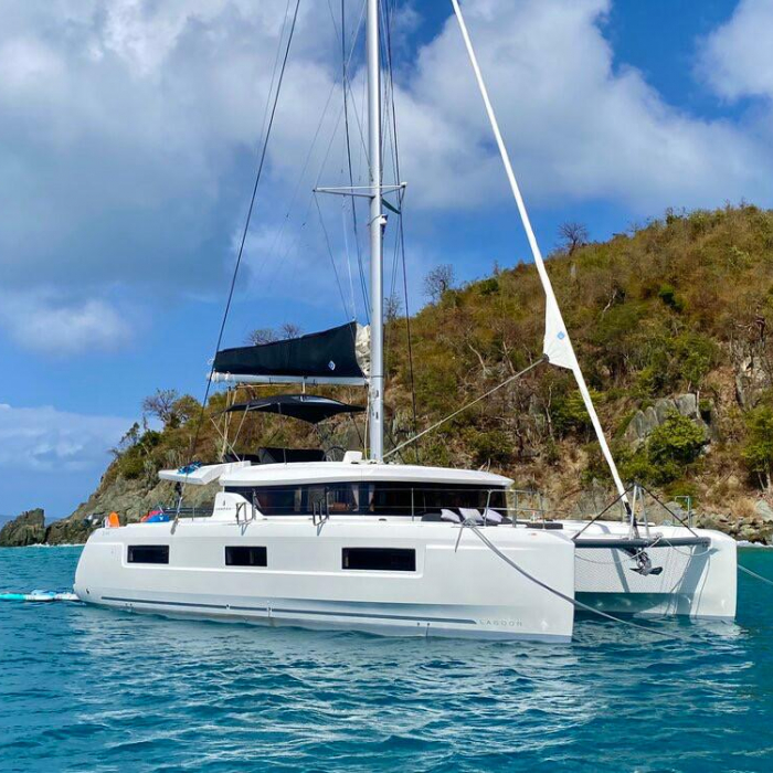 Maryna | Lagoon 46 photo 2