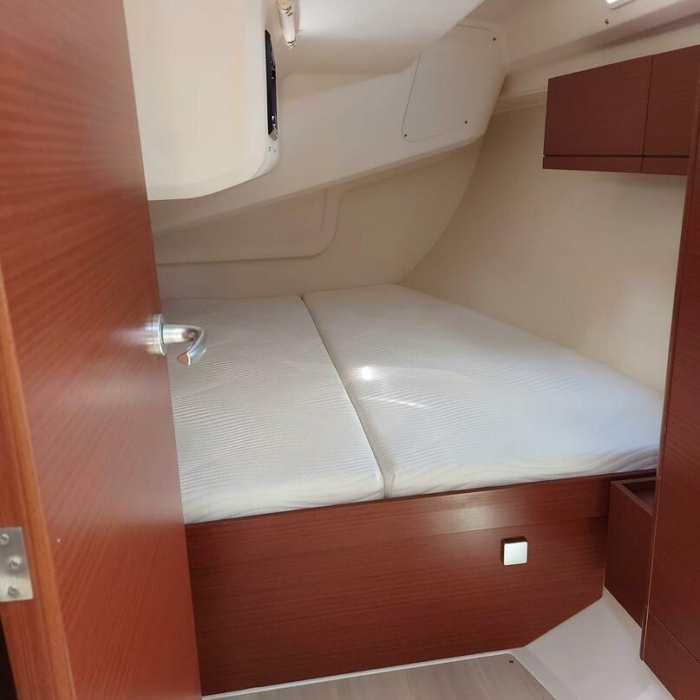 Polynoe | Hanse 418 photo 6