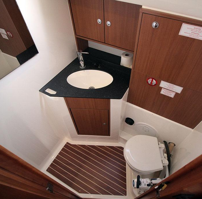 Leonis | Bavaria Cruiser 50 photo 12