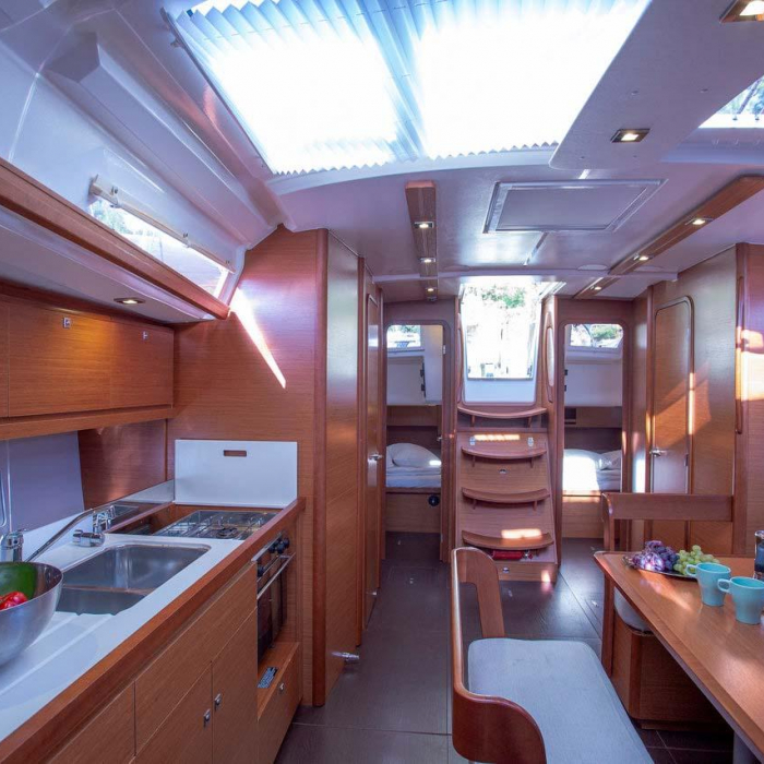 Lana | Dufour 430 GL photo 8