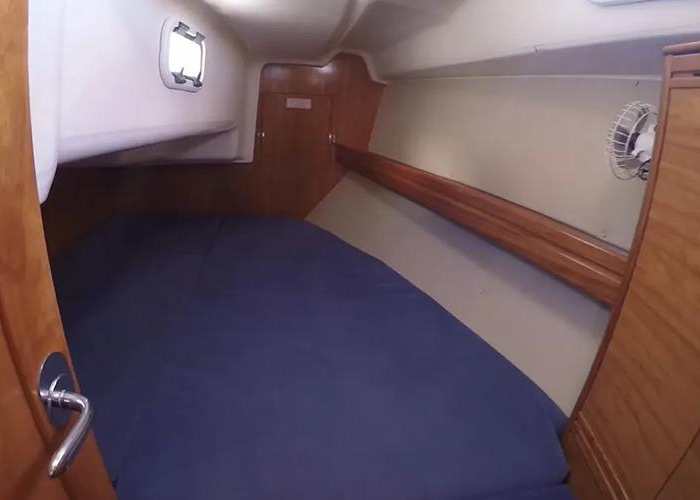 Evi | Bavaria 34 photo 4