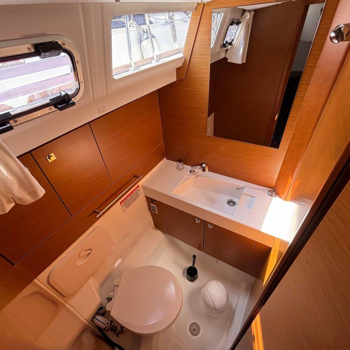 Moonlight | Sun Odyssey 479 photo 18