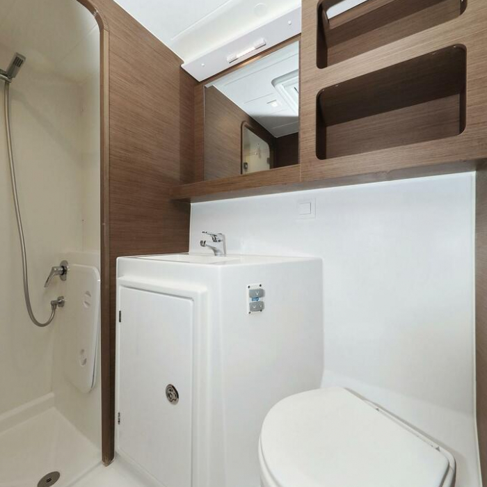 Best Friends I | Lagoon 42 photo 11