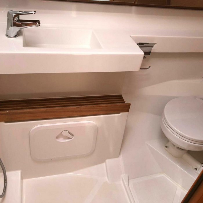 Obi Wan Kenobi | Sun Odyssey 440 photo 8