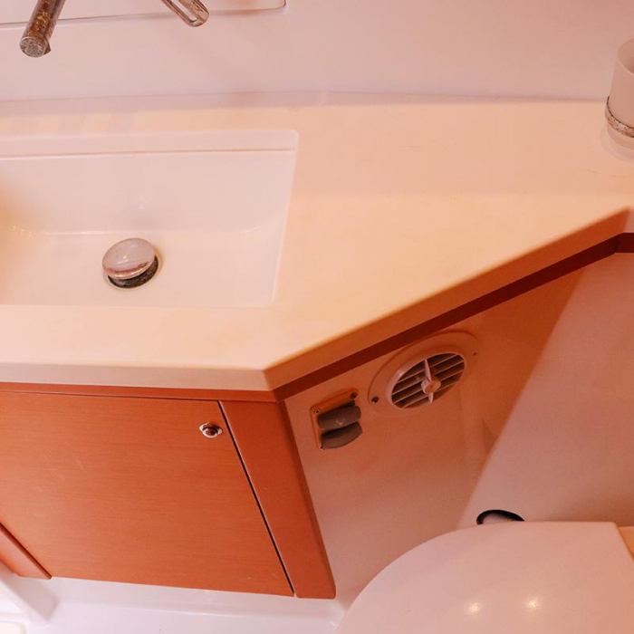 Moët | Lagoon 450 F photo 10