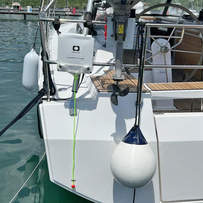 Palma | Bavaria C42 photo 15