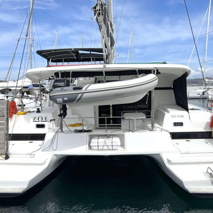 Zoe | Lagoon 42 photo 1