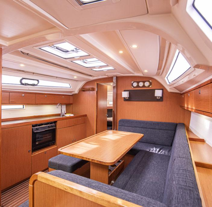 Libeccio | Bavaria Cruiser 41 photo 15