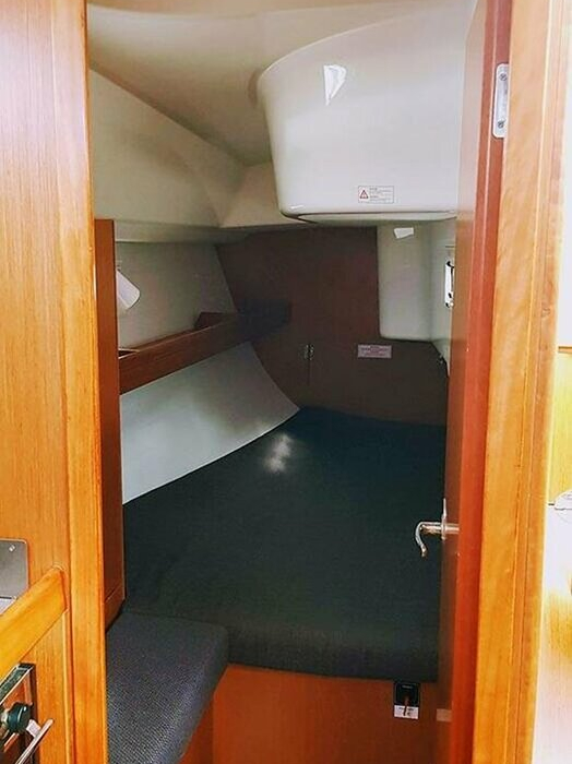 Salsa | Bavaria Cruiser 33 photo 8