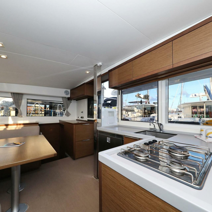 Mars | Lagoon 40 photo 43