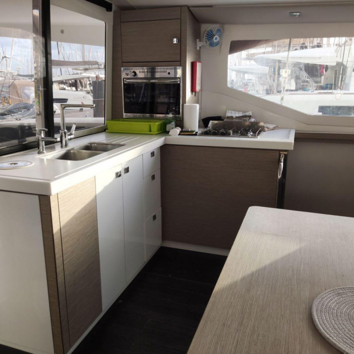Harfang | Fountaine Pajot LUCIA 40 photo 8
