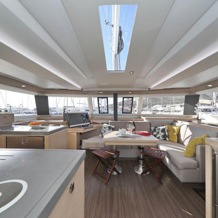 Ocean Runner | Fountaine Pajot Astrea 42 photo 9