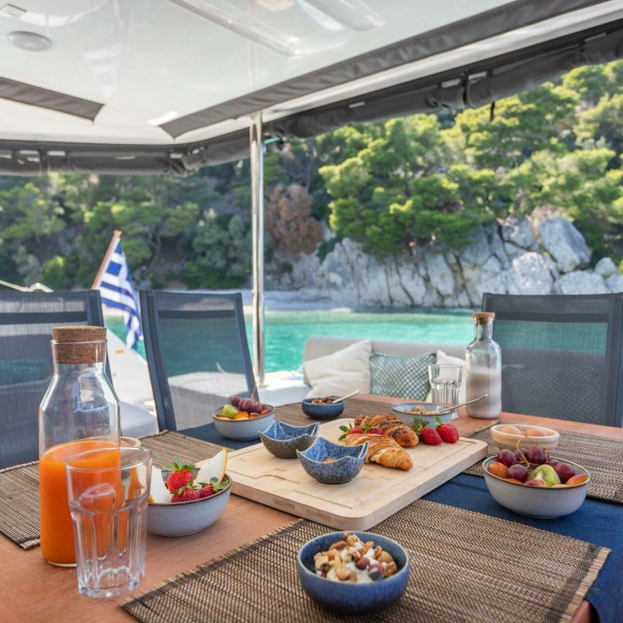 Aranel | Lagoon 51 photo 6