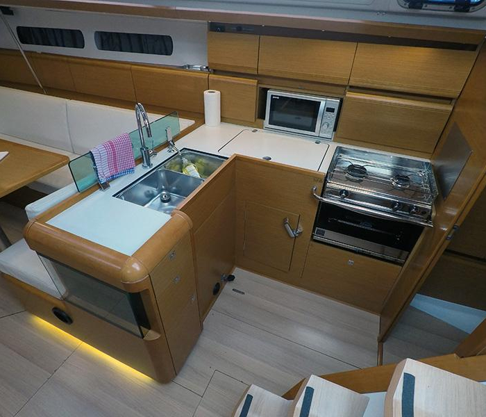 Elissa | Sun Odyssey 449 photo 13