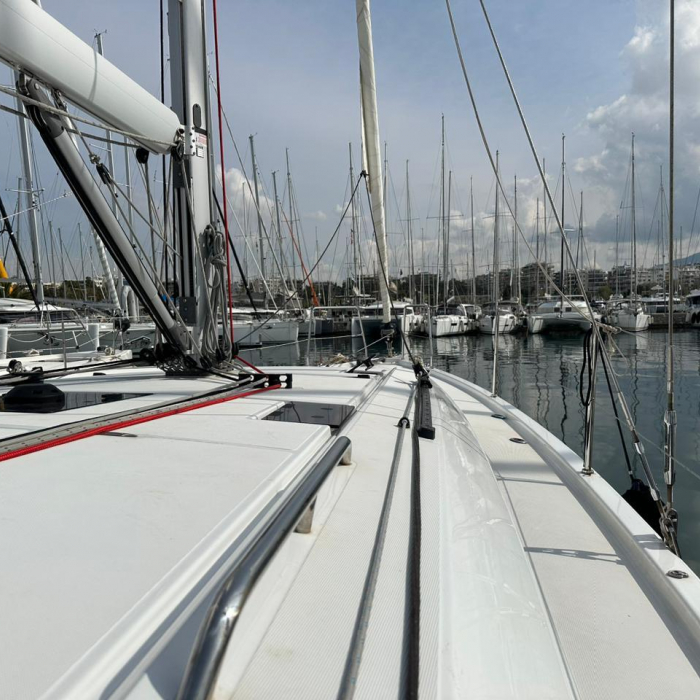 Class | Oceanis 40.1 photo 7