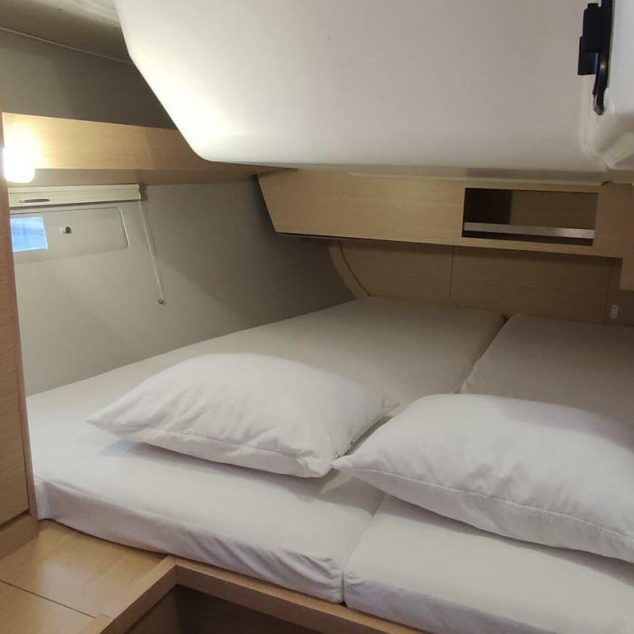 Enki | Dufour 430 photo 7