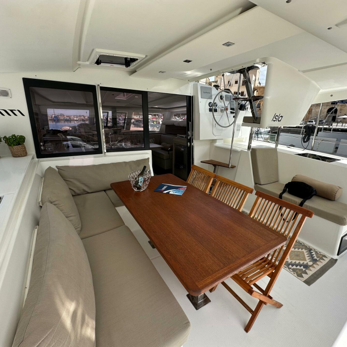 Isla | Fountaine Pajot Isla 40 photo 41
