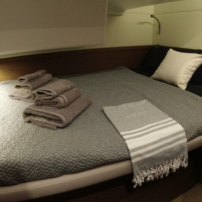 Magnum Opus | Lagoon 50 photo 23