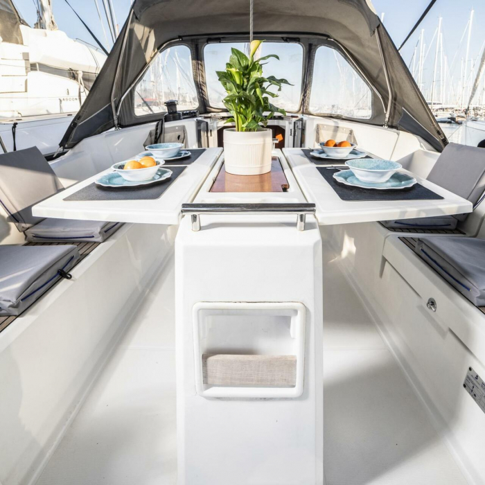 Rania | Oceanis 38.1 photo 2