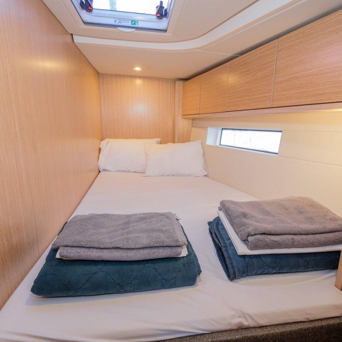 Ghost | Bavaria C57 photo 14