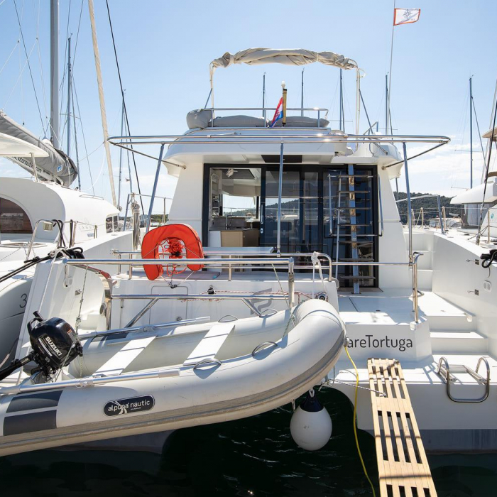 Mare Tortuga | Fountaine Pajot MY 37 photo 20