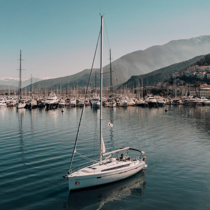 Barcelona | Bavaria Cruiser 46 photo 44