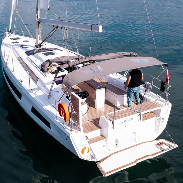 LOS ANGELES | Dufour 41 photo 4