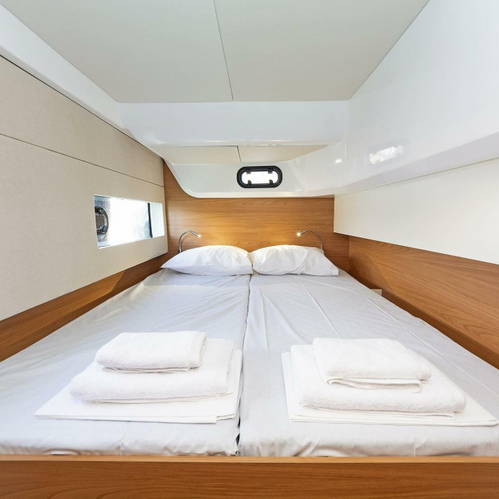 First Flirt | Bali Catsmart photo 6