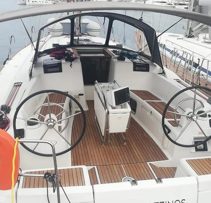 Captain Tzinos | Sun Odyssey 439 photo 23