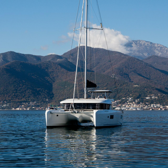 Lyubushka | Lagoon 42 photo 8