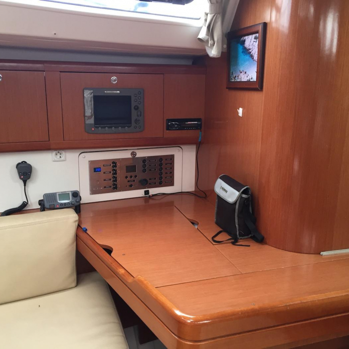 Meissa | Oceanis 46 photo 10