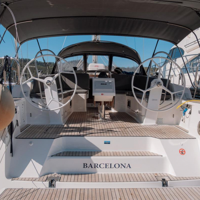 Barcelona | Bavaria Cruiser 46 photo 2