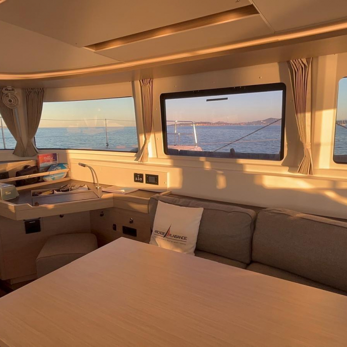 M & M | Lagoon 46 photo 5