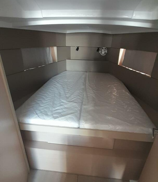 Triton | Oceanis 38.1 photo 12