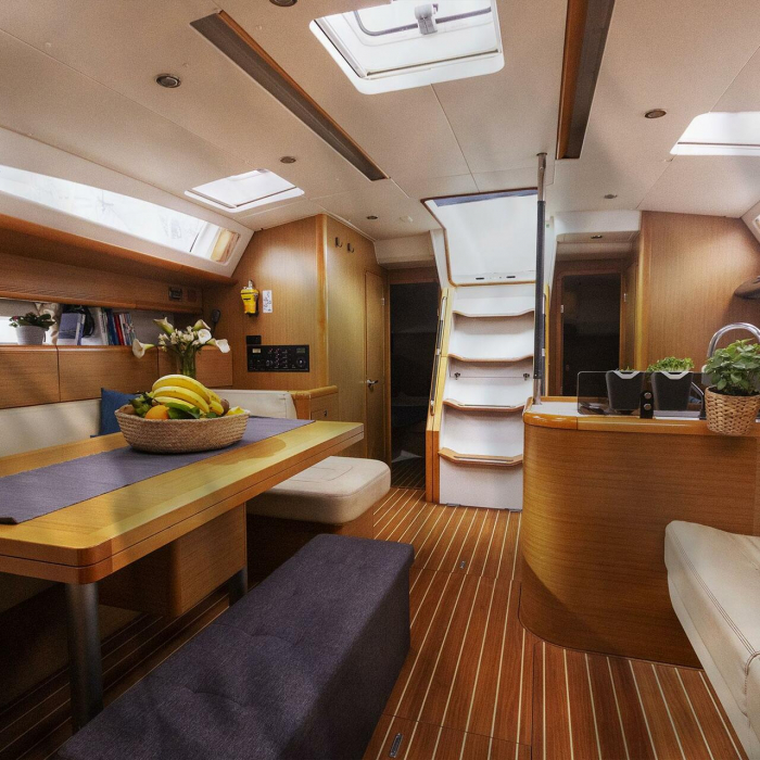 Melpomene | Jeanneau 53 photo 9